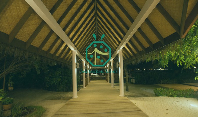 Weaving bamboo ceiling panels for park shed Weaving bamboo ceiling panels for park shed