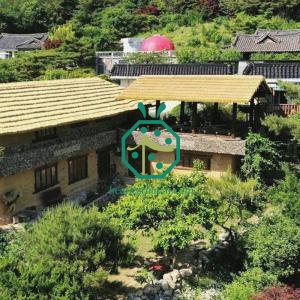 Municipal Park Landscape Design Plastic Straw Thatch Roofing