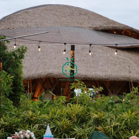 Synthetic Thatch Roofing For Tourist Place Log Hut Construction